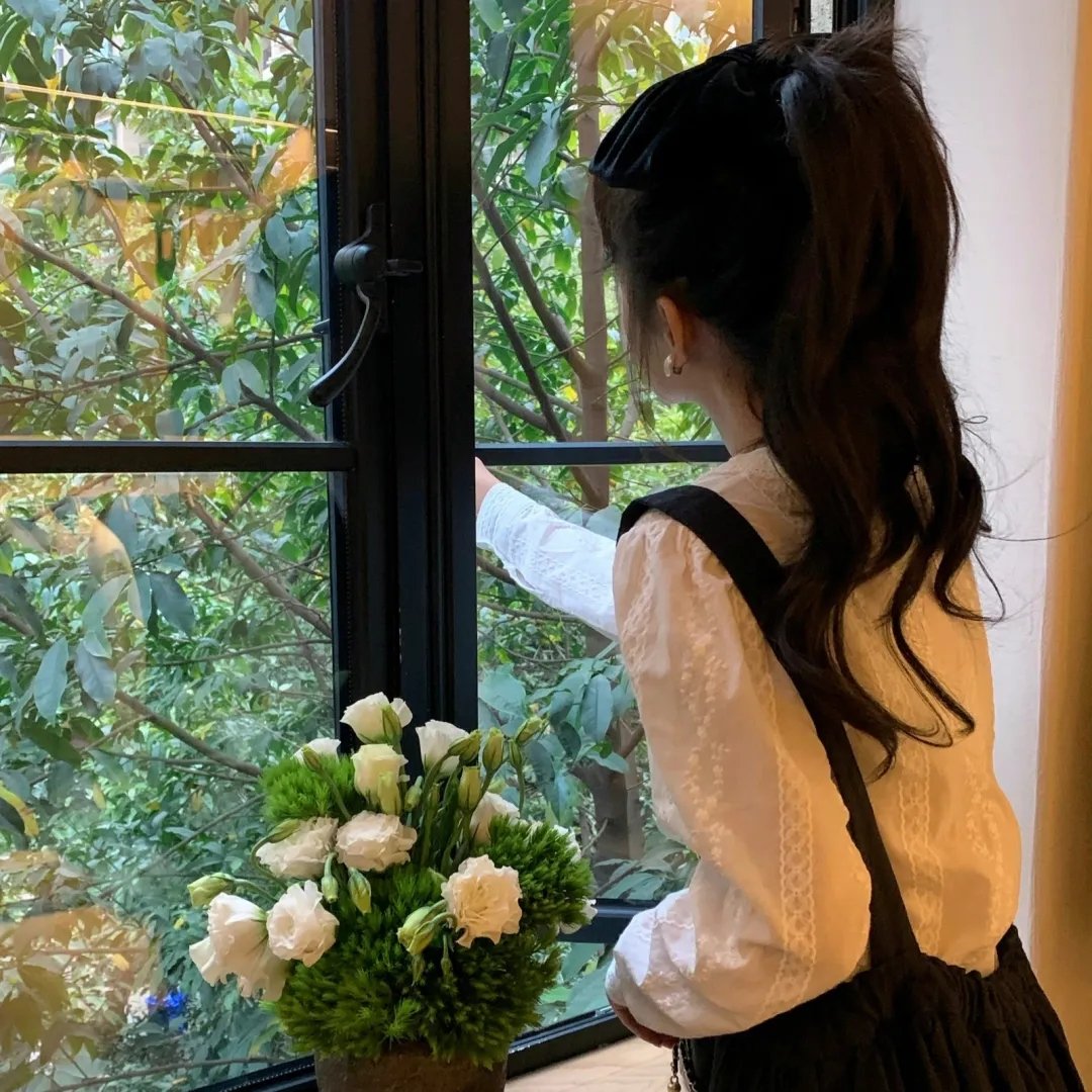 鬼马小精灵:大闹学校